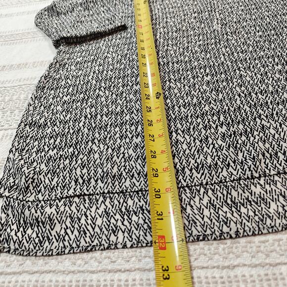 Worthington Oversized White and Black Pattern Tunic Top Size L - Picture 4 of 7